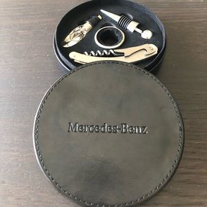 Brand new Mercedes Benz wine accessories set